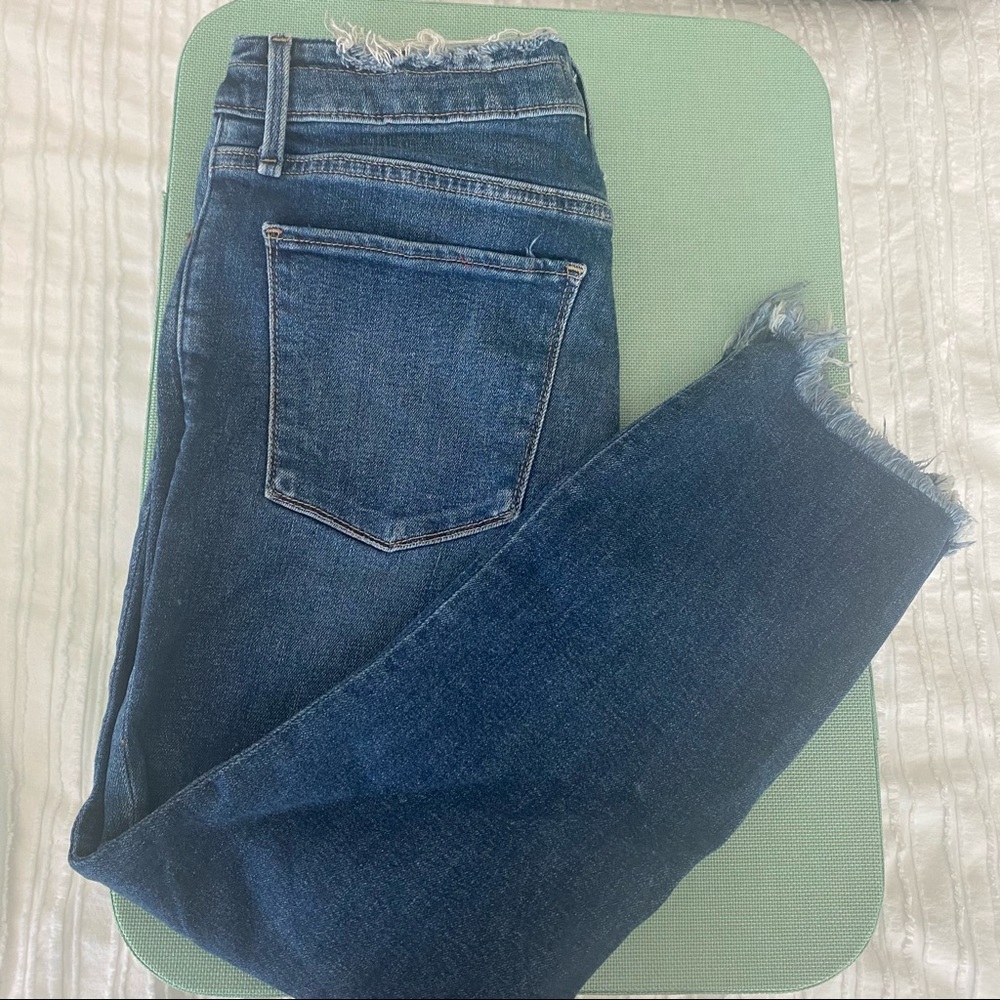 A&F Distressed Skinny jeans